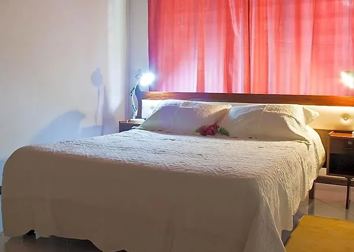 De Roses Hotell